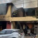 Iztapalapa: incendio deja un muerto y un herido; lo provocó una veladora