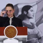 Sheinbaum revela cuántas vueltas a la Tierra ha dado en giras por México