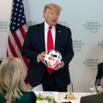 ¿Expulsará la FIFA a EEUU? ¿Solo al director de orquesta de los palillos de dientes?