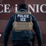 Intento de mejorar imagen con ‘ICE is NICE’ revive acusaciones de violencia