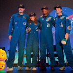 Artemis II: Astronautas se reúnen con sus familias tras misión lunar