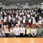 Alfonso Durazo entrega escrituras en Agua Prieta para fortalecer la seguridad patrimonial