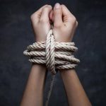 Democracia, capitalismo y racismo: La arquitectura de la exclusión