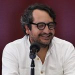 Andrés Manuel López Beltrán responde con sonrisa a cambios en Morena