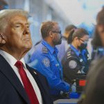 Trump alista orden para pagar a empleados del DHS por cierre parcial