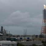 Protestan en Pemex para exigir reubicación de escuelas cercanas a Dos Bocas