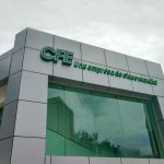 Jubilados de CFE consiguen suspensión judicial contra reducción de pensiones
