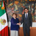 México reitera respaldo a Michelle Bachelet para la ONU tras reunión con Roberto Velasco