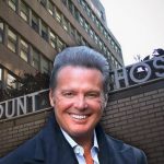 Luis Miguel habría ingresado a hospital en Nueva York con el apellido Basteri
