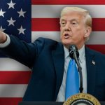 Trump sugiere buscar un tercer mandato en Estados Unidos