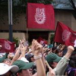 Estudiantes del IPN toman Dirección de Administración Escolar por pliego petitorio