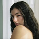 ¿A qué hora termina el concierto de Lorde en el Palacio de los Deportes? Horario del 1 de mayo