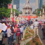 CNTE inicia marcha del Ángel de la Independencia rumbo al Zócalo