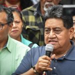 “Se ha convertido en un negocio”: dirigente de la CNTE critica a la FIFA durante marcha en CDMX